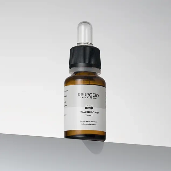 HYALURONIC PRO VITAMIN C Chemický peeling proti pigmentaci | Suchá a dehydratovaná plet´ – detailní foto