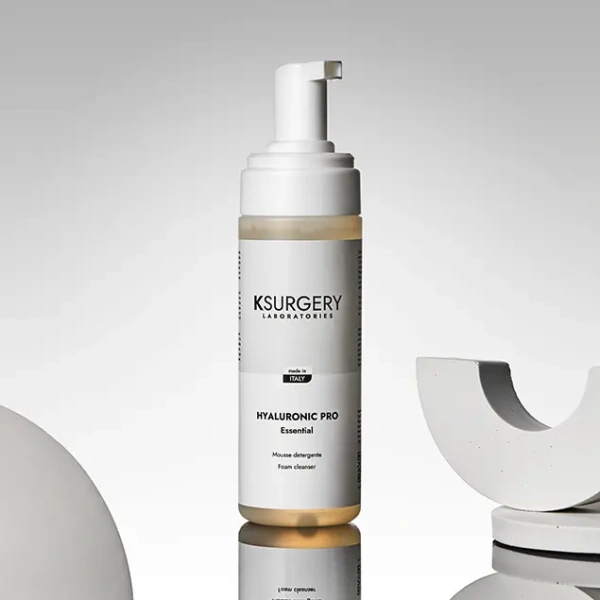HYALURONIC Profesionální čisticí pěna | Suchá a dehydratovaná plet´ – detailní foto